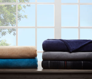 Plush Queen Bed Blanket in Gray