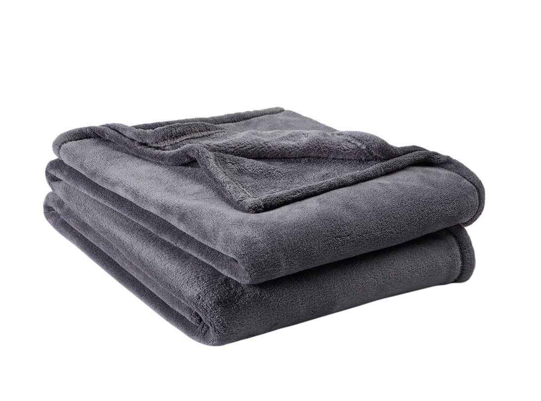 Plush Queen Bed Blanket in Gray