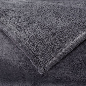 Plush Queen Bed Blanket in Gray